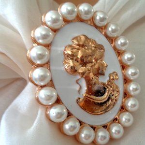 Cameo Pearl Brooch Hand crafted Gold Plated Party